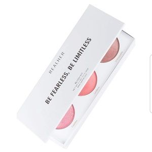 Realher Blush kit